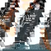 Proud Mom Of A 2026 Graduate Grad Senior Mother Graduation Women's Oversized Comfort T-Shirt