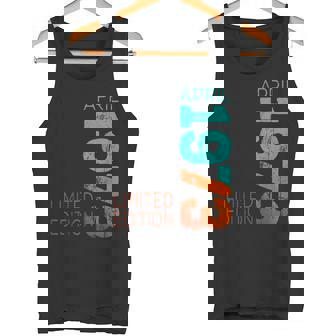 1973年4月1973年 レトロ 1973 ヴィンテージ 1973 タンクトップ - Kawaiitshirt