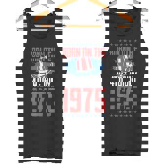 1975年7月4日誕生年アメリカ誕生日パーティーに生まれる タンクトップ - Kawaiitshirt