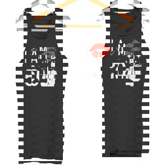 I Am 50 Plus 1 中指 51歳の誕生日 面白い タンクトップ - Kawaiitshirt