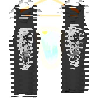 Gravity Is A Myth カラビナ ロッククライミング 山登り タンクトップ - Kawaiitshirt