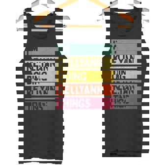 I'm Kellyann Doing Kellyann Things 面白い 名言 タンクトップ - Kawaiitshirt