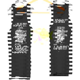 Largemouth Hunter 面白いビッグバス釣りユーモア タンクトップ - Kawaiitshirt