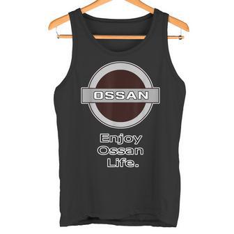 Ossan おっさん（車好き ロゴ エンブレム パロディ）【変なtシャツ屋さん】文字 メッセージ 面白い デザイン タンクトップ - Kawaiitshirt