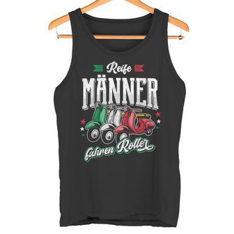 Reife Männer Fahren Roller Motorollercooter Moped Italien Tank Top - Geschenkecke