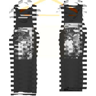 Ufoとリス自撮り面白いリス愛好家 タンクトップ - Kawaiitshirt