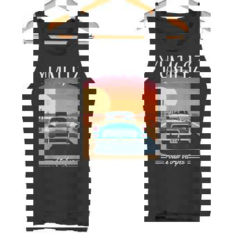 Yuma Az レトロハイウェイ ノスタルジック ヴィンテージカーデザイン タンクトップ - Kawaiitshirt