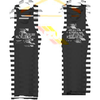 【スズキさんや鈴木さんの為のデザイン】 誇り 自慢 推し活 アイドル スター 応援 おもしろ 面白 ネタ タンクトップ - Kawaiitshirt