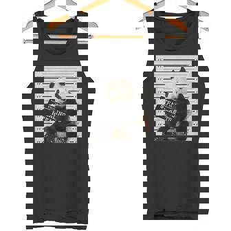 かわいいパンダの顔写真 犯罪者パンダ タンクトップ - Kawaiitshirt