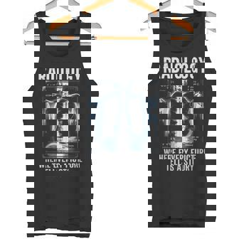 すべての写真が物語を語る放射線科医 タンクトップ - Kawaiitshirt