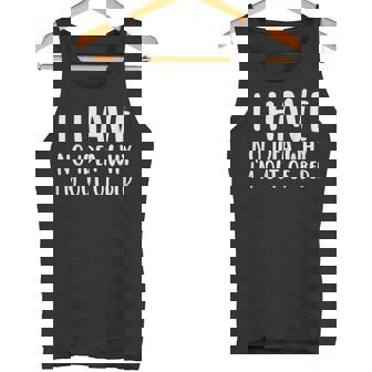 なぜベッドから出ているのか分からない タンクトップ - Kawaiitshirt