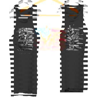 ジョージ・ワシントン ライディング A ダイナソー 面白い 4Th Of July デザイン タンクトップ - Kawaiitshirt