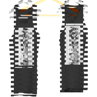 セクシーガールグラフィックtシャツ セクシーブルネットブーティーガール 3インチ B&W タンクトップ - Kawaiitshirt