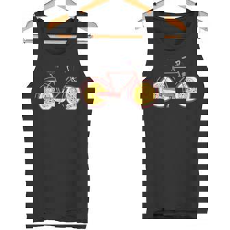 パッションフルーツ 季節 くだもの 自転車 冒険 運動 サイクリスト 散策 果物好き 健康 利点 免疫 ブースト タンクトップ - Kawaiitshirt