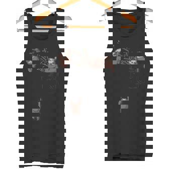 ポケットで遊ぶかわいいナマケモノの家族 タンクトップ - Kawaiitshirt