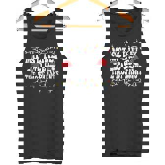 家族のクリスマスにマッチするプレゼントを最も多く手に入れる可能性が最も高いです。 タンクトップ - Kawaiitshirt