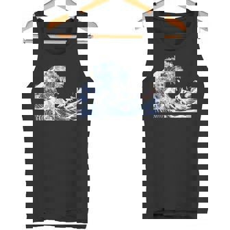 猫がサーフィンをする神奈川の大波 面白い猫の波 かわいい猫、猫好き、かわいい猫 タンクトップ - Kawaiitshirt