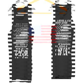 私が脅威だと判断した私の代名詞を試してみる私 タンクトップ - Kawaiitshirt