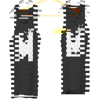 英文字 M 大文字 アルファベット モノグラム イニシャル キング クイーン クラウン タンクトップ - Kawaiitshirt