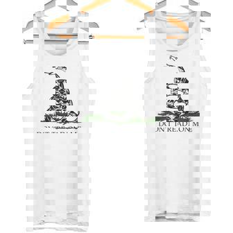 Don't' Tread On Me シャツ メンズ ガズデンフラッグ ブラック スネーク タンクトップ - Kawaiitshirt