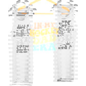 In My Hockey Dad Era ファニーホッケーお父さん ヴィンテージ 父の日 長袖tシャツ タンクトップ - Kawaiitshirt