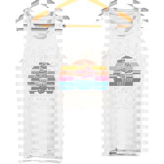 カップケーキは奇跡を信じたマフィンです レトロカップケーキ 長袖tシャツ タンクトップ - Kawaiitshirt