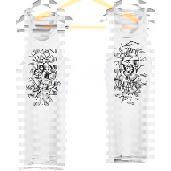 スカルと花の伝統的なタトゥースタイル タンクトップ - Kawaiitshirt
