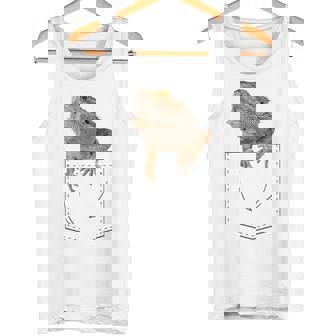 ヒゲのあるドラゴンリザード 爬虫類フェイクポケット タンクトップ - Kawaiitshirt