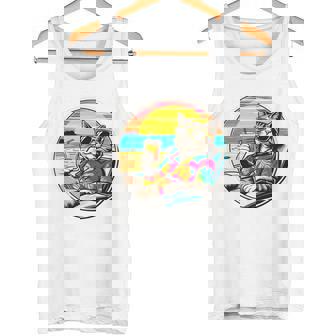 ビーチでドリンクを飲みながらリラックスできるレトロなヴィンテージクールな猫 長袖tシャツ タンクトップ - Kawaiitshirt