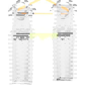 木 反射 クマ 野生動物 森 自然 動物 アウトドア タンクトップ - Kawaiitshirt