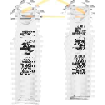 老フレンチ・ホルン奏者を侮るなかれ タンクトップ - Kawaiitshirt