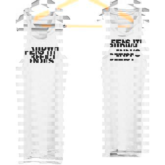 面白いエッグベネディクトの名言「ベネディクトの友達かっこいい」 タンクトップ - Kawaiitshirt