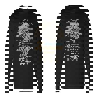 1965年以来の素晴らしい山 60歳の誕生日 長袖Tシャツ - Kawaiitshirt