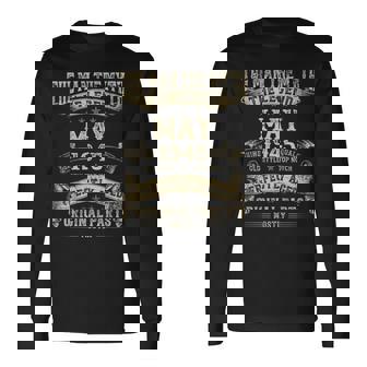 80歳の誕生日プレゼント 男性神話 1945年5月 長袖Tシャツ - Kawaiitshirt