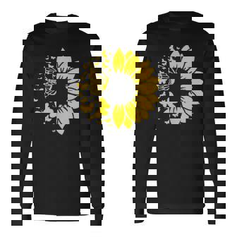 ひまわりと蝶のシルエット、自然の調和。 長袖Tシャツ - Kawaiitshirt