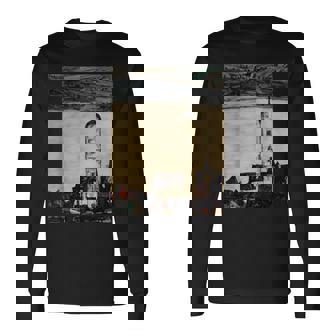 エゴン・シーレ作「ドナウ川のシュタインの教会」1913 長袖Tシャツ - Kawaiitshirt