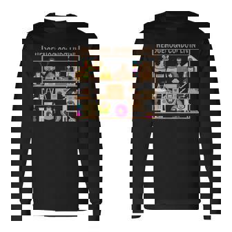 ハリネズミのコンドミニアムの生活のおもちゃ ヘイベッドの隠れ家の家 長袖Tシャツ - Kawaiitshirt