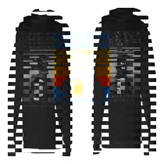 ビール好きで猫が手にビールを飲んでビール友達を応援 長袖Tシャツ - Kawaiitshirt