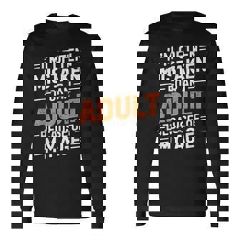 年齢のせいでよく大人と間違われる 長袖Tシャツ - Kawaiitshirt