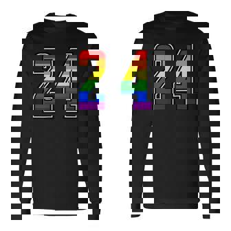 虹 24チーム短期大学スポーツレインボーカラー番号制ユニフォーム 長袖Tシャツ - Kawaiitshirt