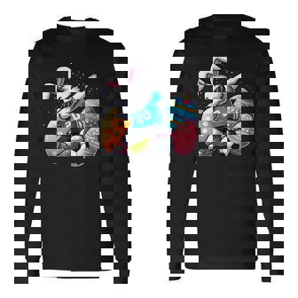 面白いイースターバニーとサッカーボールで軽くたたくイースターバニー。 長袖Tシャツ - Kawaiitshirt