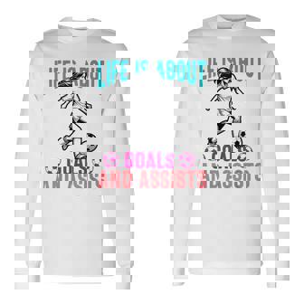 Life's About Goals And Assists サッカー 面白いサッカー選手 長袖Tシャツ - Kawaiitshirt