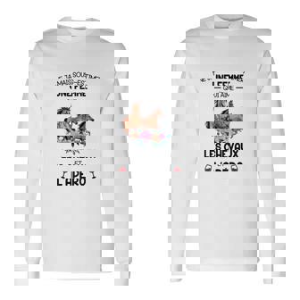 Ne Jamais Sousestimer Une Femme Horse T-shirt à manches longues - Cadeauxyz