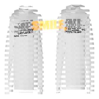 Smile It Makes People Wonder What You're Up To 長袖Tシャツ - Kawaiitshirt