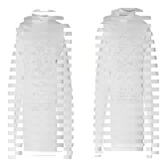 Wilderness Hike & Camp Outdoors ヴィンテージ、背面にキャンプ 長袖Tシャツ - Kawaiitshirt