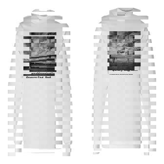 クイーンズベリークロッシング スコットランド 写真 風景 B&W ライト 長袖Tシャツ - Kawaiitshirt