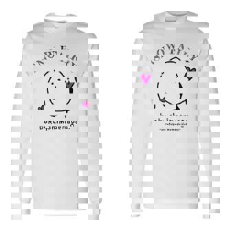 シマエナガ 北海道 雪の妖精 可愛い もふもふ ハート 長袖Tシャツ - Kawaiitshirt