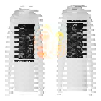 ビッグフットエイリアン 面白い ハロウィン トリック ドア カメラビュー 長袖Tシャツ - Kawaiitshirt