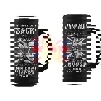 Bandera Del Díae 80 Aniversario Celebracióne Day 2025 Taza de café - Regaloses