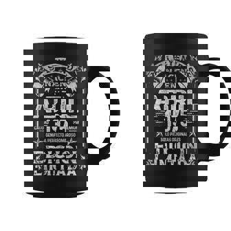 Las Leyendas Nacen En Abril De 1975 50 Años Cumpleaños Taza de café - Regaloses